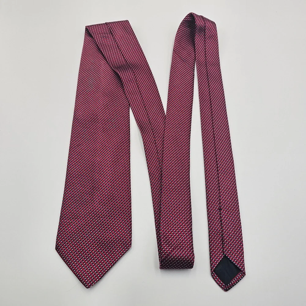 Brooks‎ Brothers 346 Silk Tie Red Blue Geometric Micro Pattern Diagonal Stripe